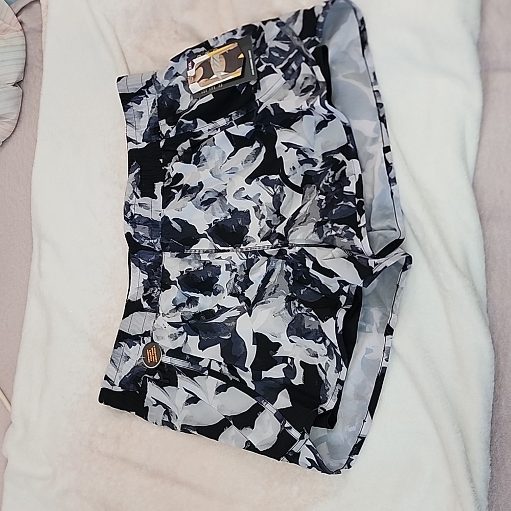 Avia Short Size: XXL